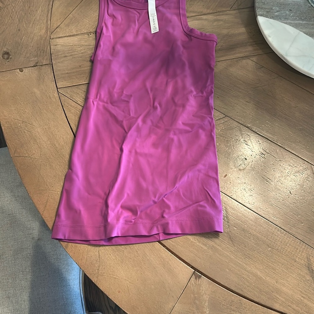 Lululemon size 2 tank top